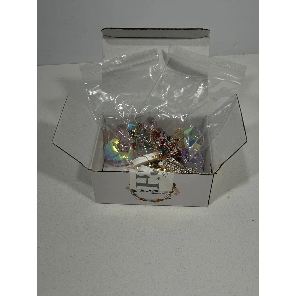 H&D Hyaline & Dora Crystal Christmas Tree Ornament Set of 2  + 4pc LED Lights